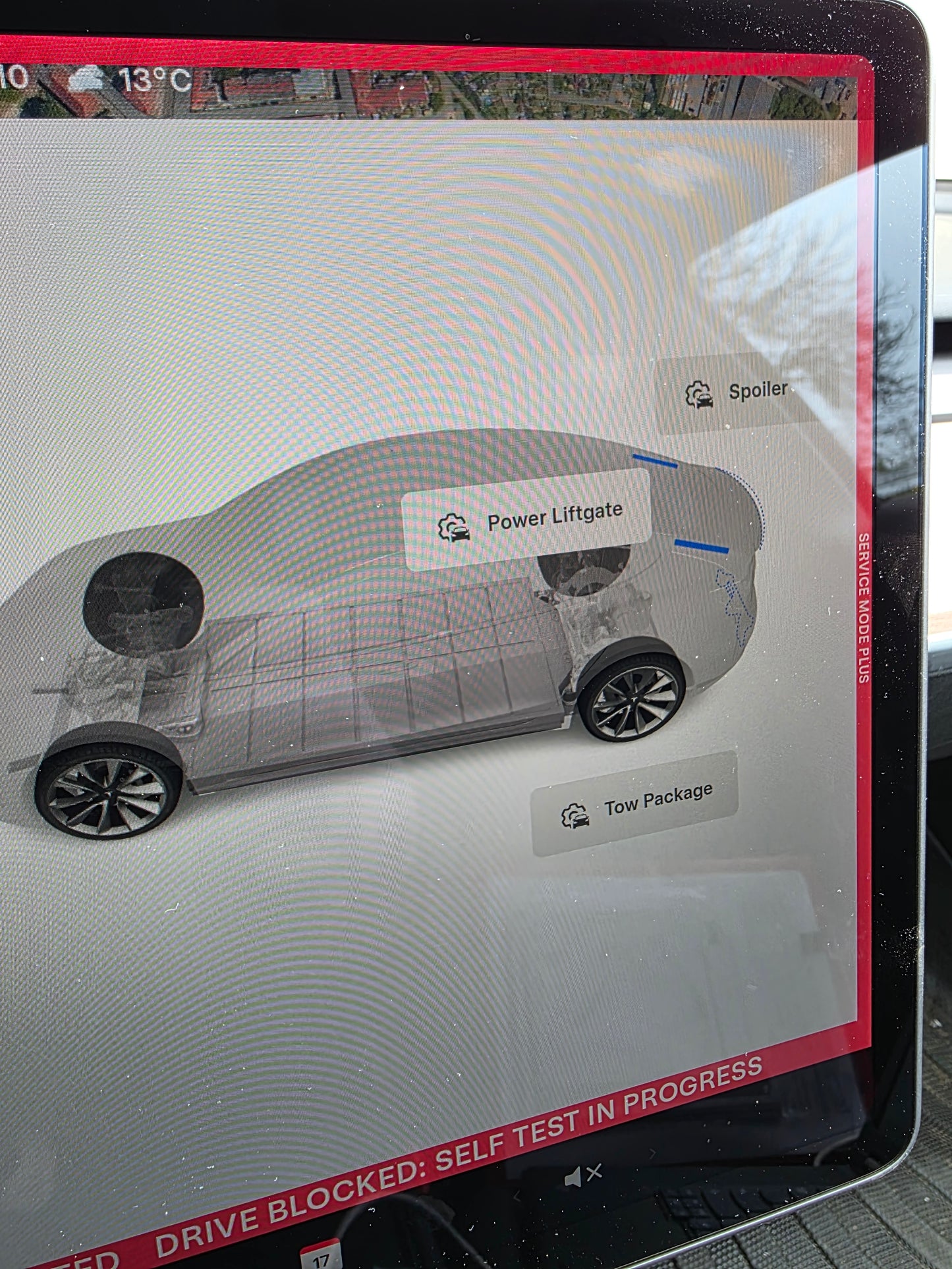 Codierung des Anhängermoduls oder des Spoilers im Avatar für Ihren Tesla