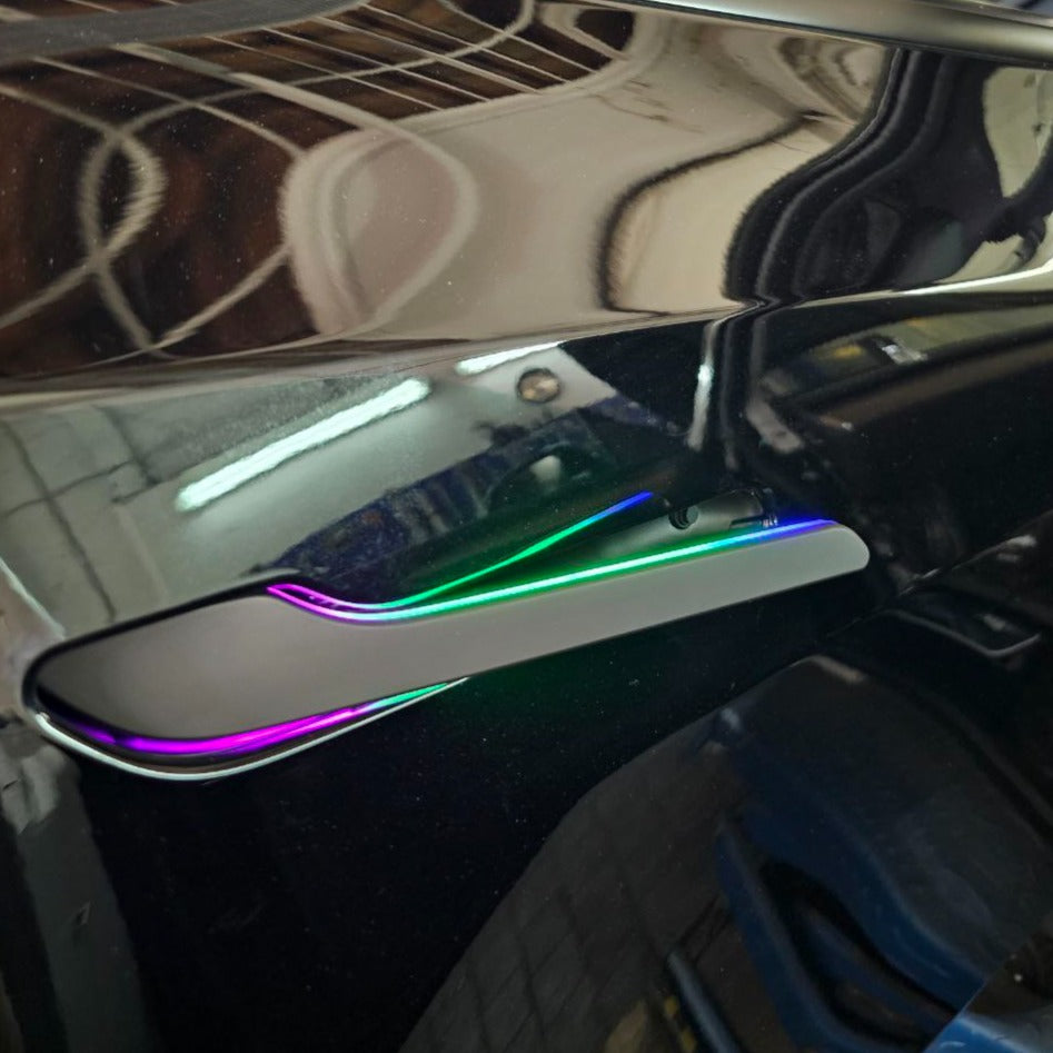 Automatische Türgriffe mit RGB LED-Beleuchtung für Tesla Model 3 / Y bis Modeljahr 2025 (Plug and Play es müssen keine Kabel mehr in die Türen gezogen werden das erleichtert den Einbau ungemein)