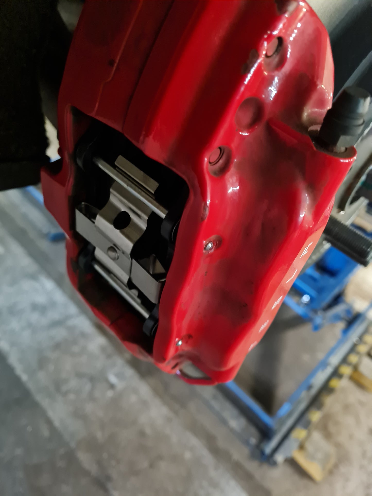 AMPTech Bremsenservice für Tesla – Sicherheit für alle Modelle