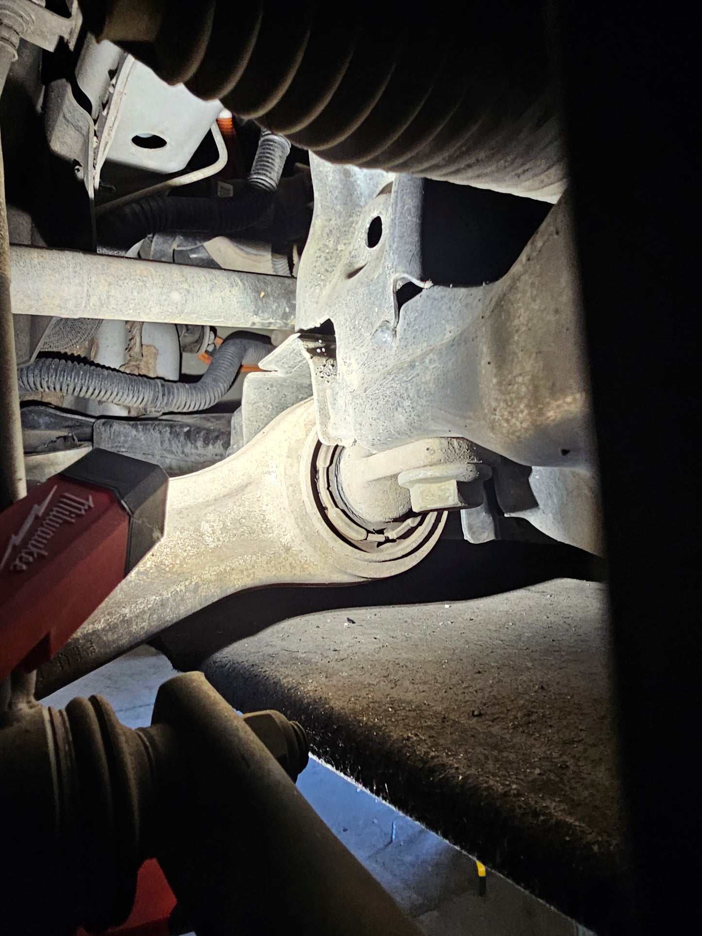 AMPTech® Fahrzeugcheck "End Garantie Check" für Ihren Tesla Model S/3/X/Y.