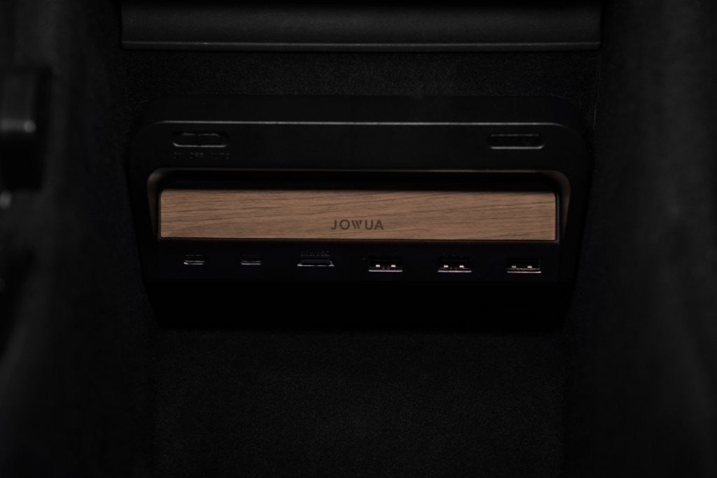 USB Hub with LED Light (USB-A + USB-A) Pre-Refresh Tesla Model 3
